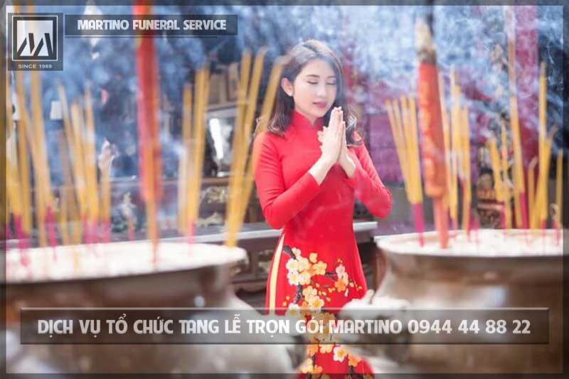 Bị kinh nguyệt vào ngày mùng 1 tết đen hay đỏ
