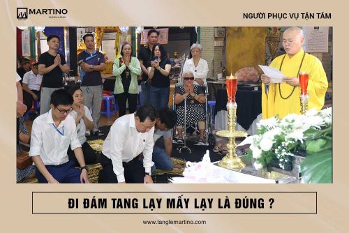 Đi đám tang lạy mấy lạy là đúng?