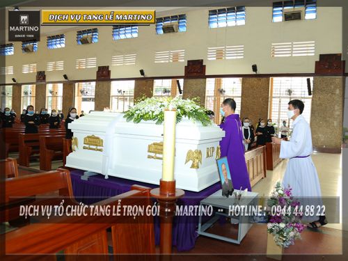 Lựa chọn dịch vụ tang lễ trọn gói Công giáo ở đâu?