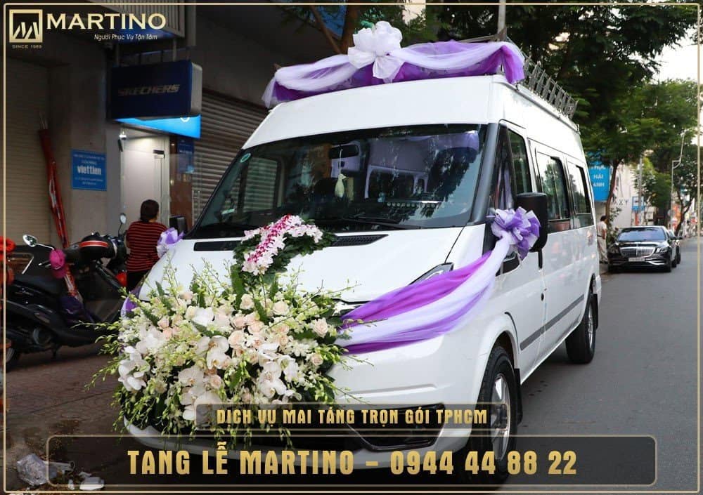 dich-vu-xe-tang-le-tai-tp-ho-chi-minh