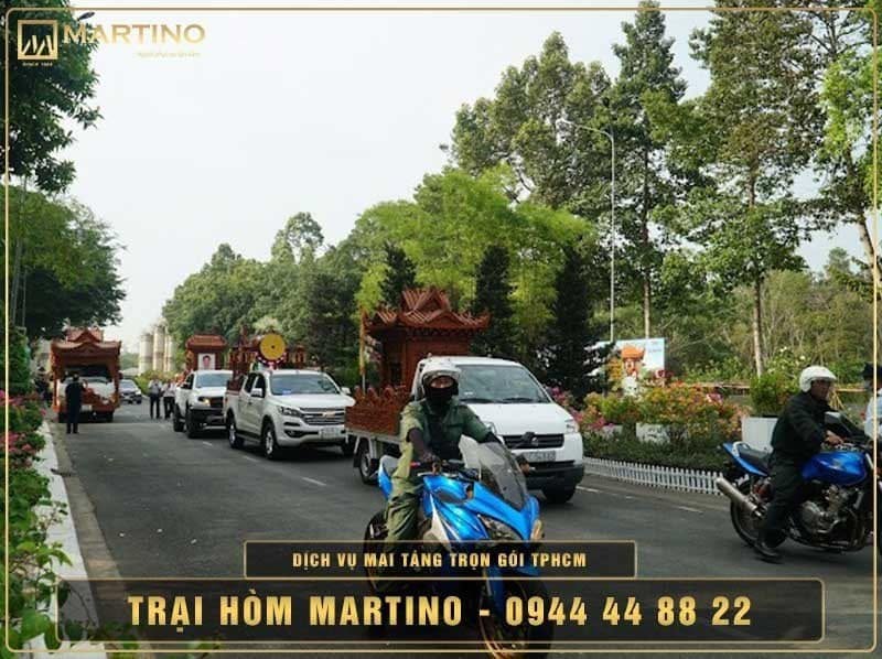 dich-vu-xe-tang-le-tai-tp-ho-chi-minh2