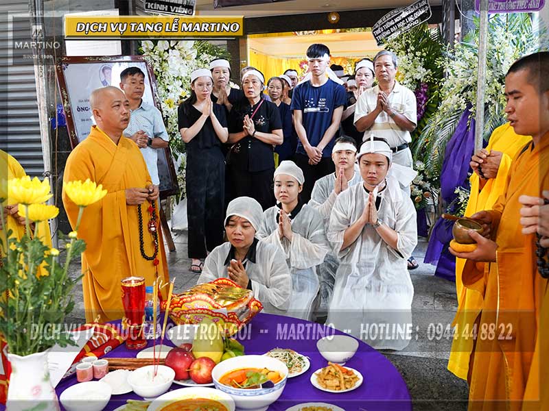 Lễ phục hồn Lễ phục hồn