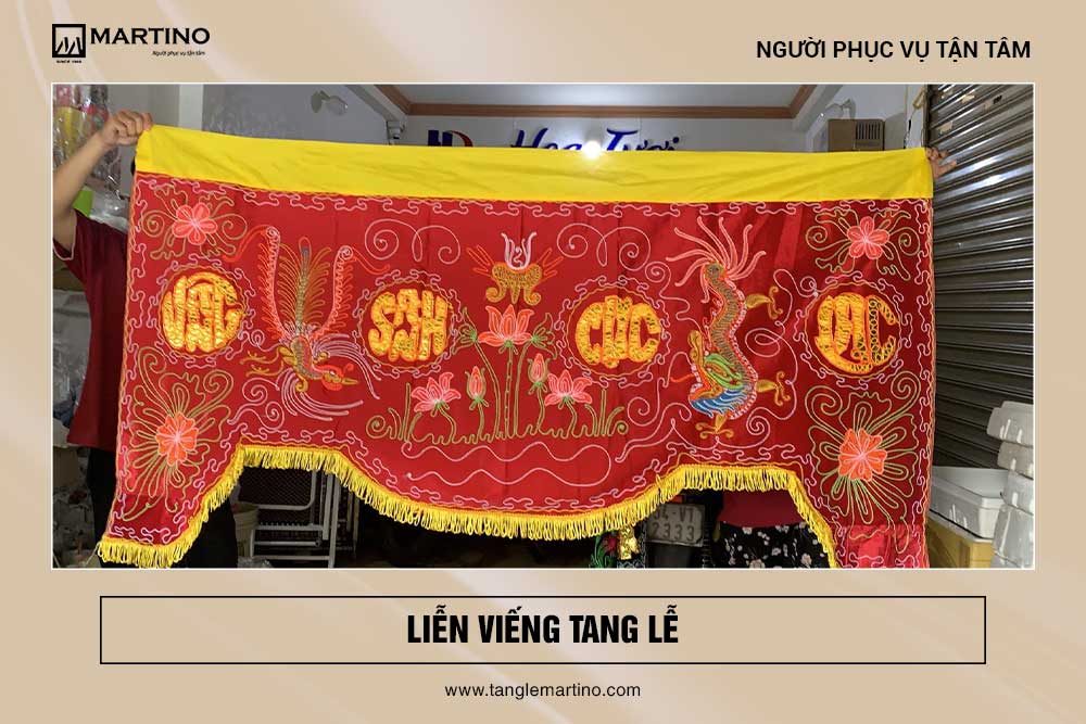 Liễn viếng tang lễ