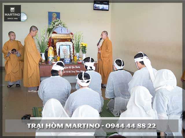 Áo xô gai tang lễ Áo xô gai tang lễ