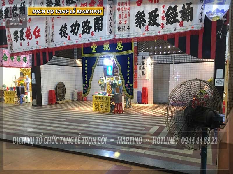 Nhà tang lễ được xây dựng theo phong cách cổ kính
