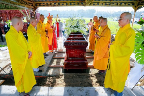 Quy Trình Chôn Cất Trang Nghiêm, Tối Ưu Chi Phí Hậu Sự