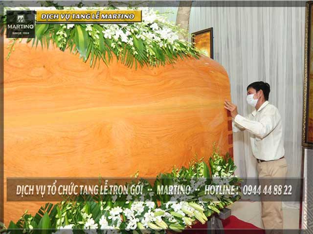 Khâm liệm nhập quan