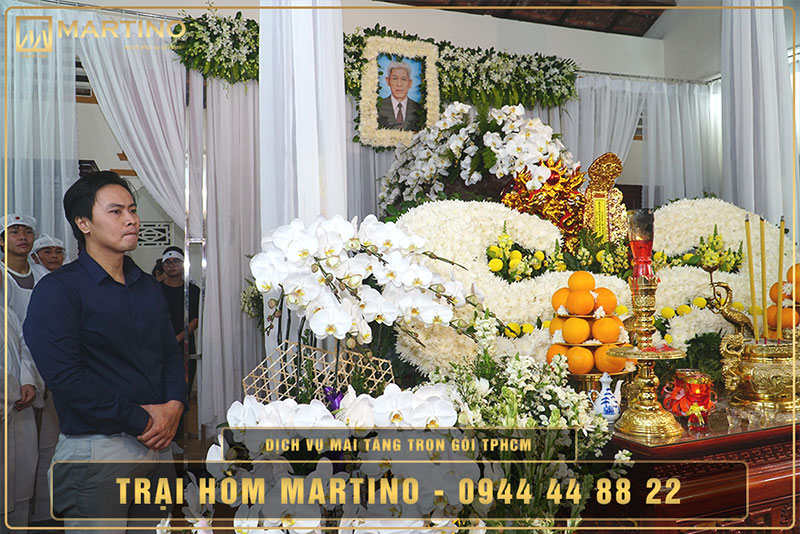 Martino hân hạnh phục vụ lễ tang cho các gia đình
